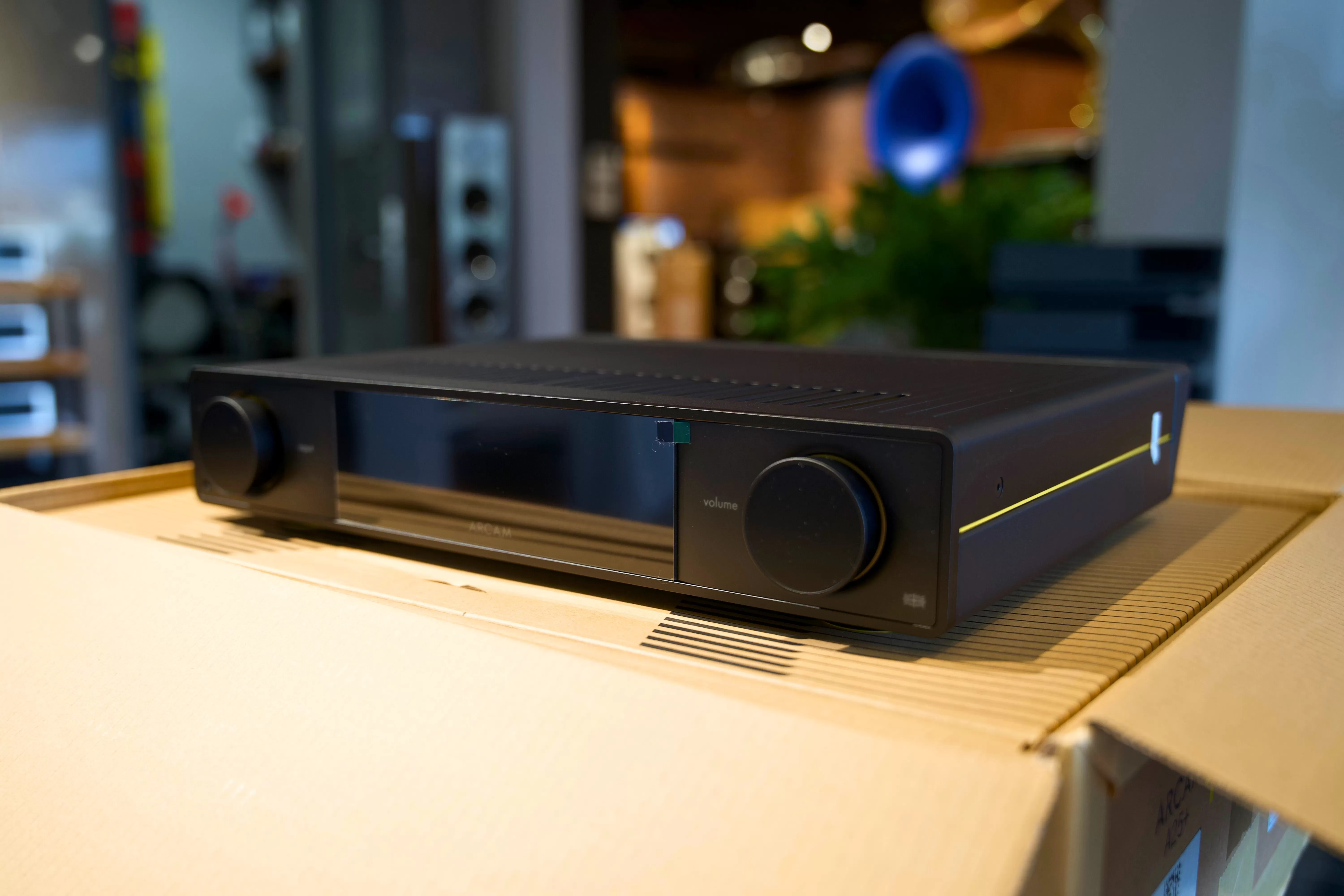 Arcam A25+: Nâng Cấp Đáng Giá Cho Hệ Thống Âm Thanh Hi-Fi