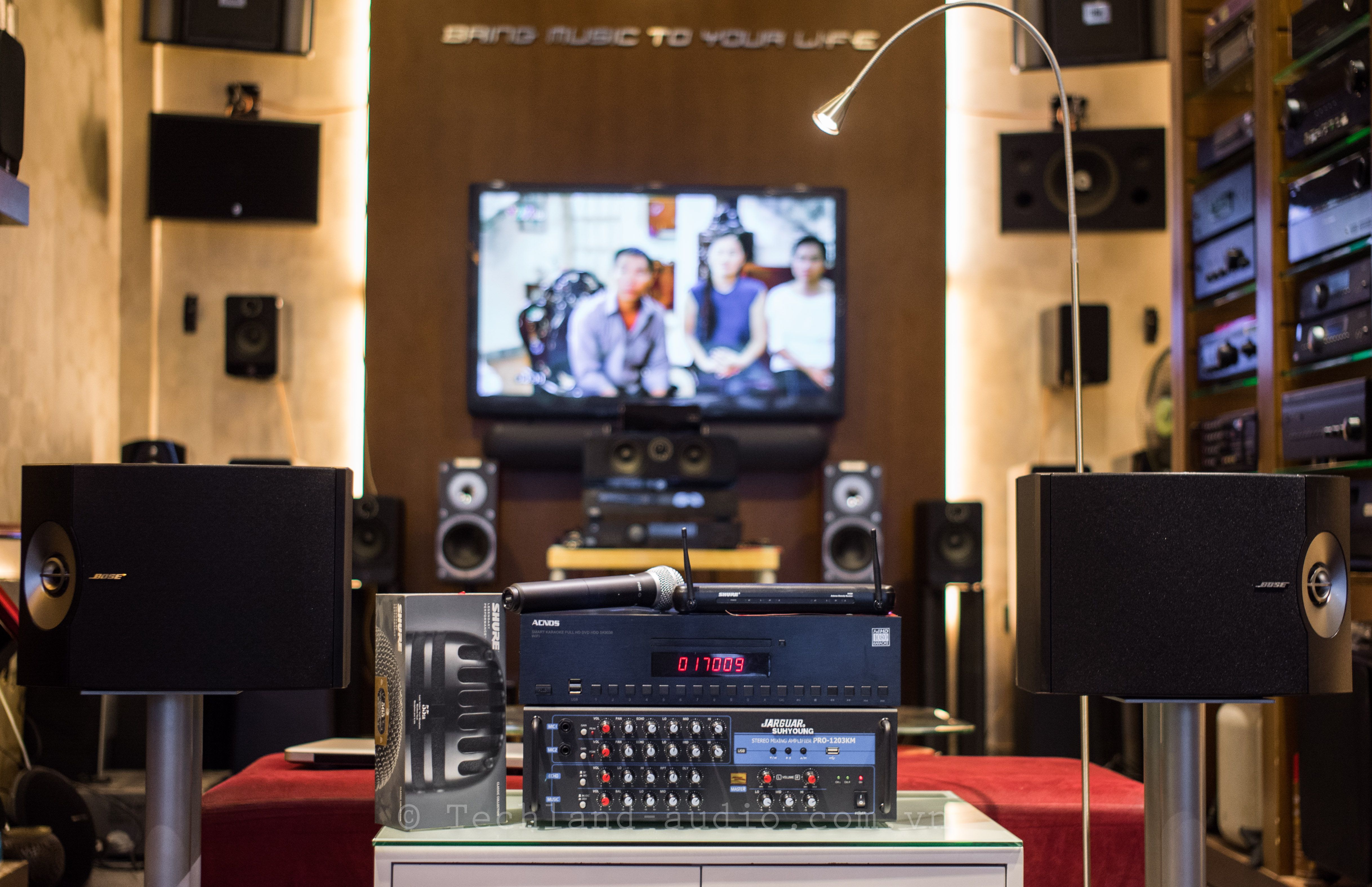 NHỮNG ĐIỀU BẠN NÊN BIẾT KHI SĂN DÀN ÂM THANH KARAOKE GIA ĐÌNH