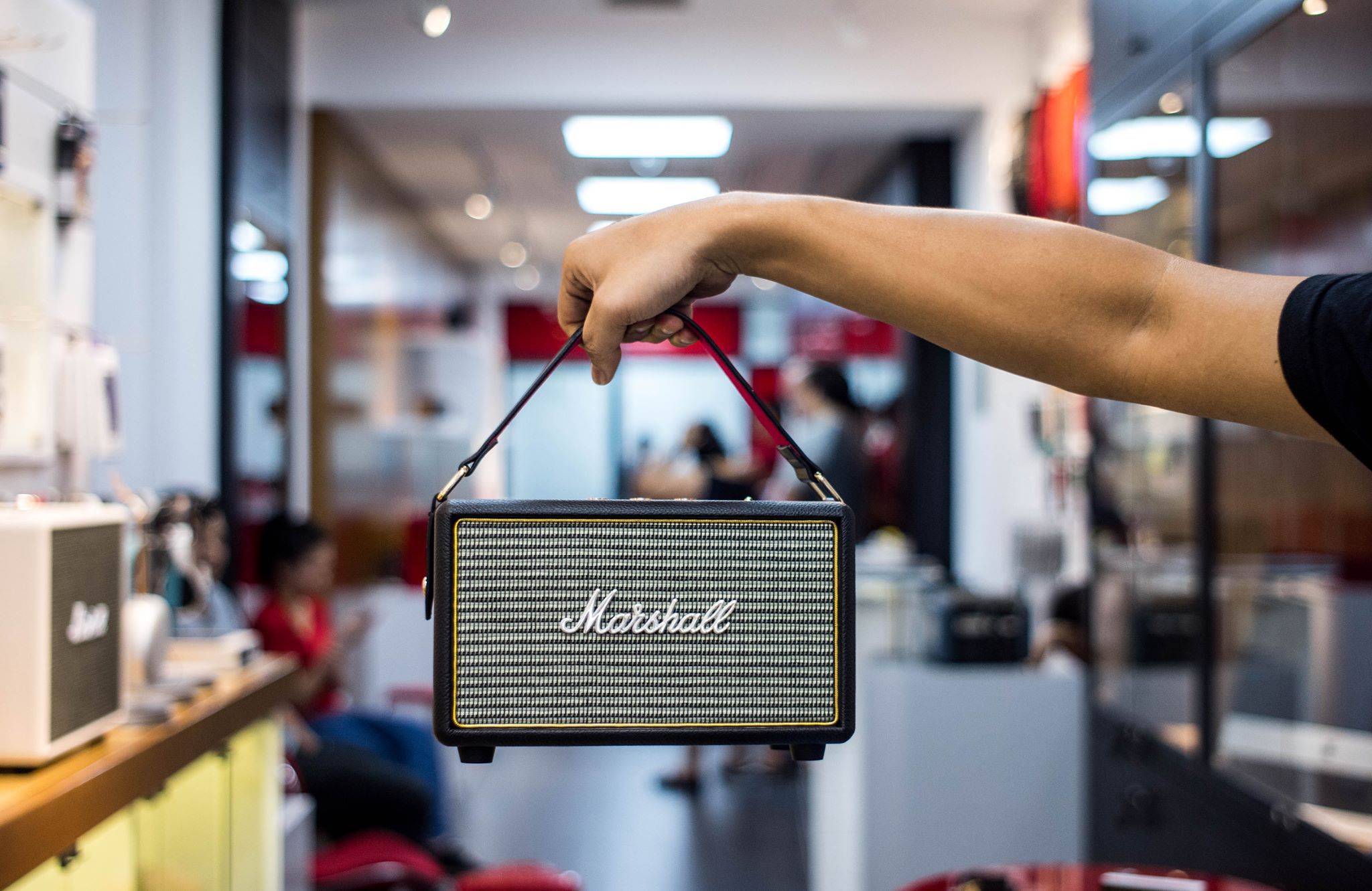 MARSHALL KILBURN LOA BLUETOOTH DI ĐỘNG ĐẲNG CẤP CHO DÂN GHIỀN ROCK