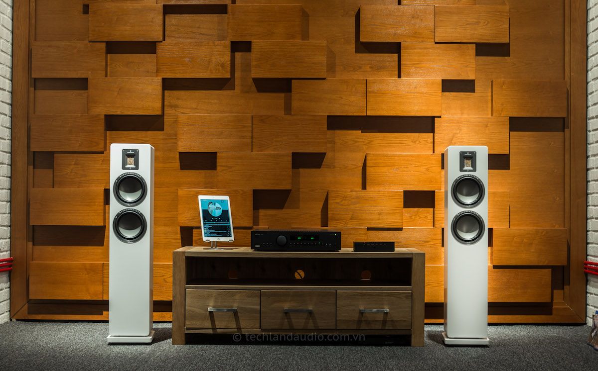 LOA BOOKSHELF & LOA CÂY AUDIOVECTOR QR SERIES CẢI TIẾN ĐỂ TRỞ NÊN HOÀN HẢO