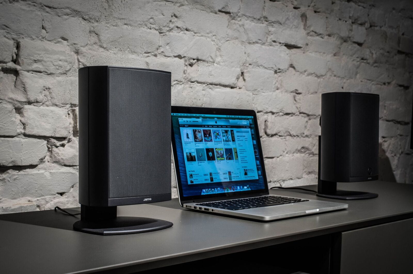 LOA VI TÍNH BLUETOOTH JAMO P345: LÀN SÓNG MỚI ÂM NHẠC SỐ